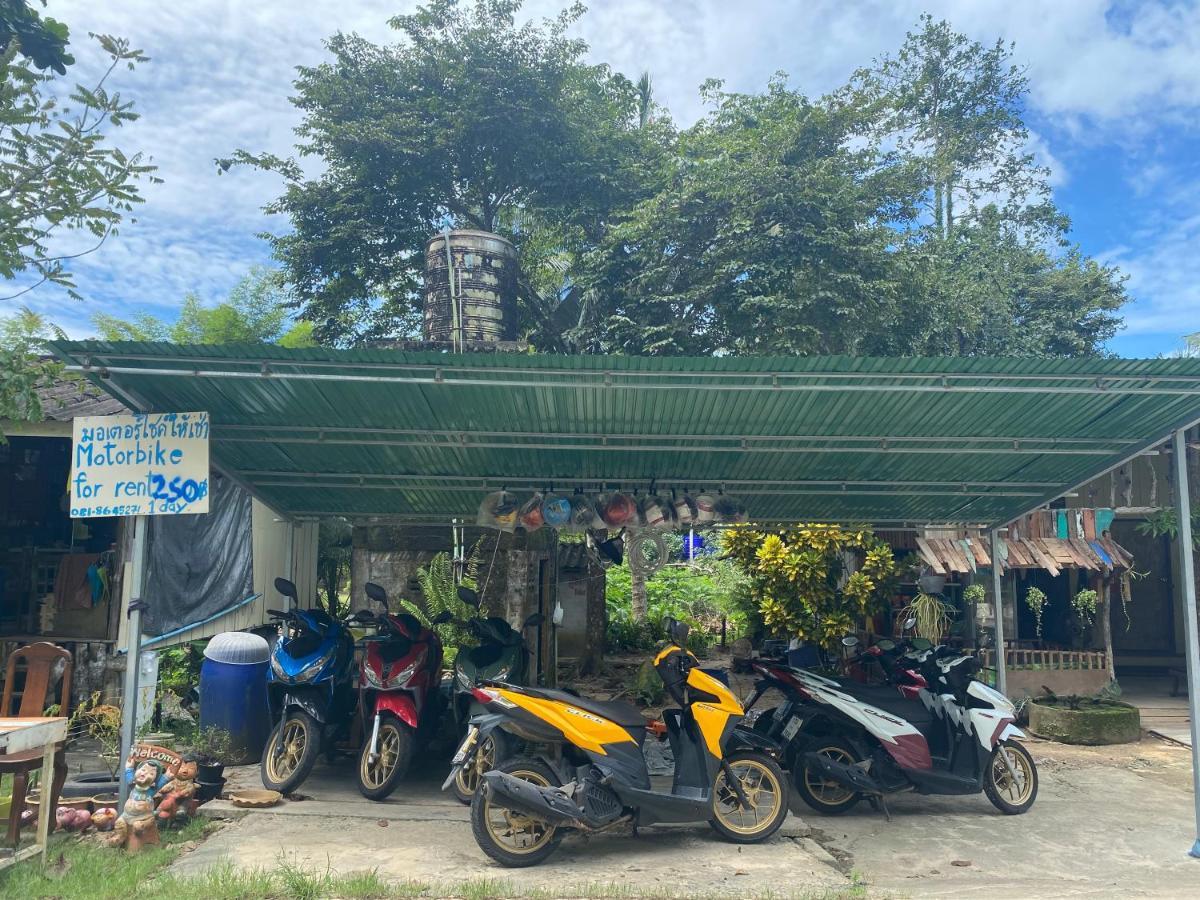 Baan Rabieng Talay Homestayบ้านระเบียงทะเล โฮมสเตย์เกาะกูด Ko Kut Ngoại thất bức ảnh